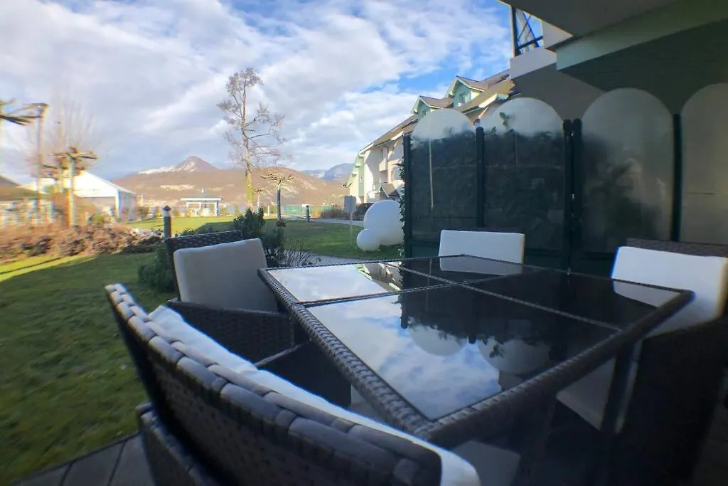 Rare : Au Bord Du Lac D'Annecy, Cosy Appartement En Rez De Jardin Avec Terrasse Privative 뒤엥