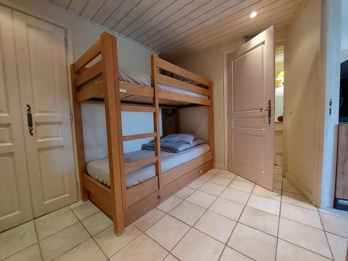 아파트 Rare : Au Bord Du Lac D'Annecy, Cosy Appartement En Rez De Jardin Avec Terrasse Privative 뒤엥